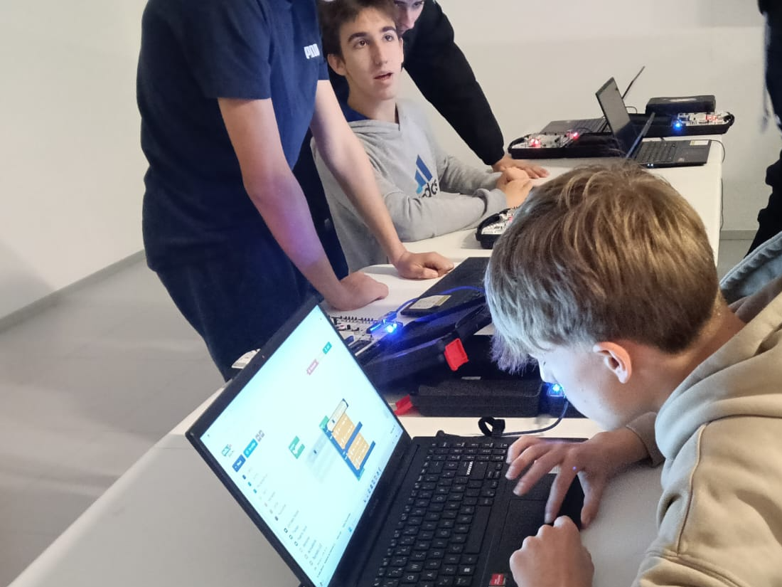El alumnado del colegio concertado SAFA participa en el I Congreso STEAM en Zaragoza.